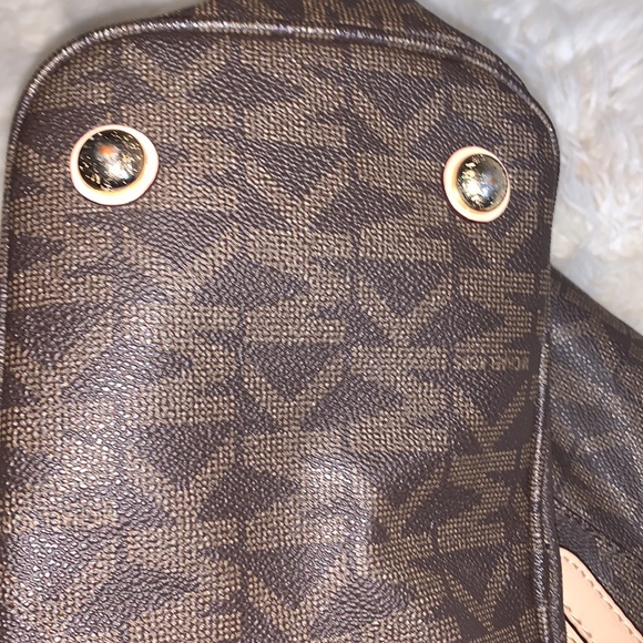 Michael Kors Purse - Picture 10 of 13